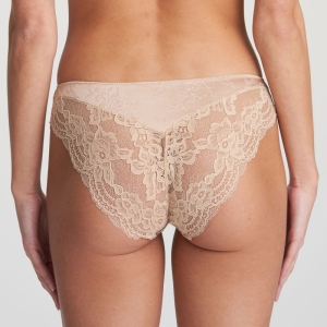 Sylvia Glossy sand