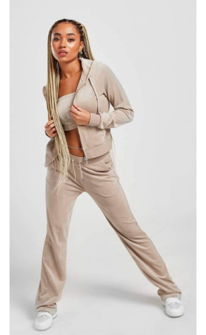 PRE SUMMER Warm taupe