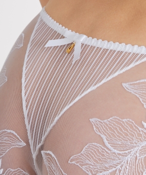 Fleur de tattoo White