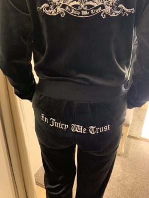 25th UNIVERSERY COLLECTION Black