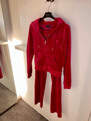 CLASSIC VELOUR Raspberry