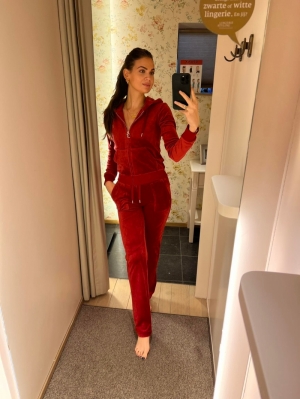 DIAMOND VELOUR TANYA Red