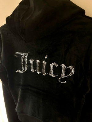 DIAMOND VELOUR TANYA Black