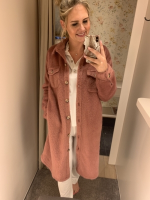  Dusty roze