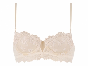 SUBLIME EN DENTELLE Nude sublime