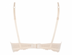 SUBLIME EN DENTELLE Nude sublime
