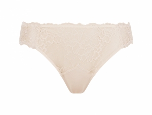 SUBLIME EN DENTELLE Nude sublime