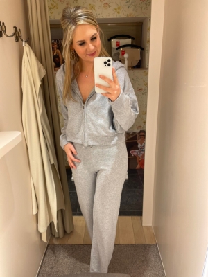 PRE SUMMER Grey