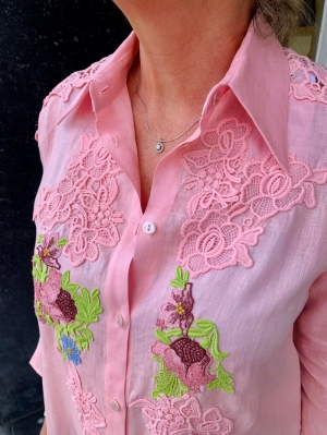  Rosa