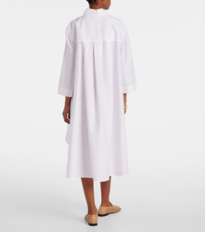 Februari maart 2025 white