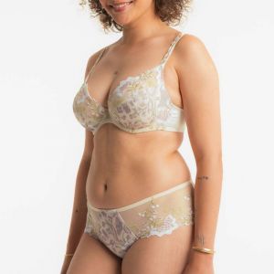 Flora lin